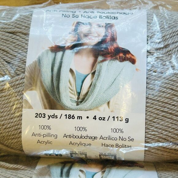 Premier Anti Pilling Everyday Worsted Yarn Chincilla 203 Yard Medium Lot of 4 - Picture 2 of 5